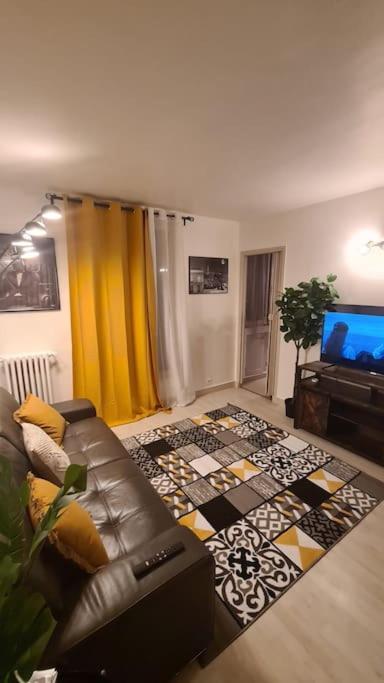 Emplacement Exceptionnel Et Rare Paris Suresnes Longchamp Bagian luar foto