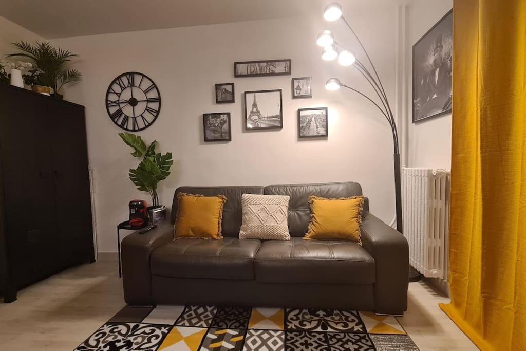 Emplacement Exceptionnel Et Rare Paris Suresnes Longchamp Bagian luar foto